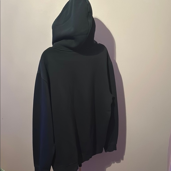 H&M Green Hoodie with White Lettering - Picture 3 of 7